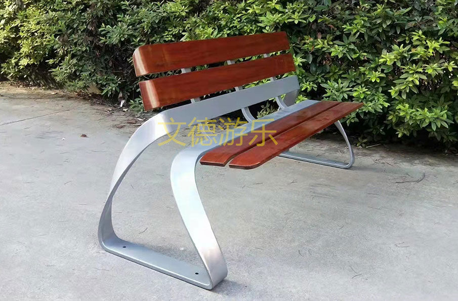 公园钢木休闲座椅实景效果图