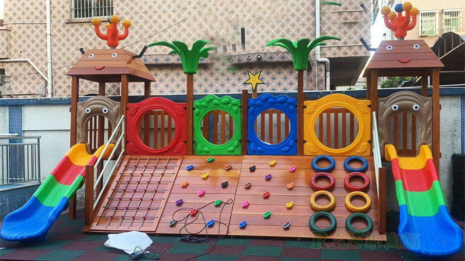 幼儿园室外大型滑梯